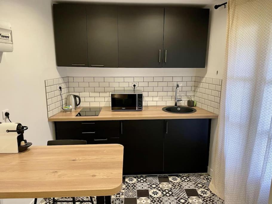 Le Moulin 3 - Appartement Tout Confort Centre Ville - Beziers - Wifi - Tv Connecte المظهر الخارجي الصورة